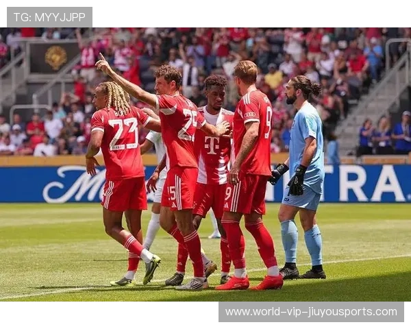 拜仁训练录像被分析：传球失误的原因被逐一还原与纠正