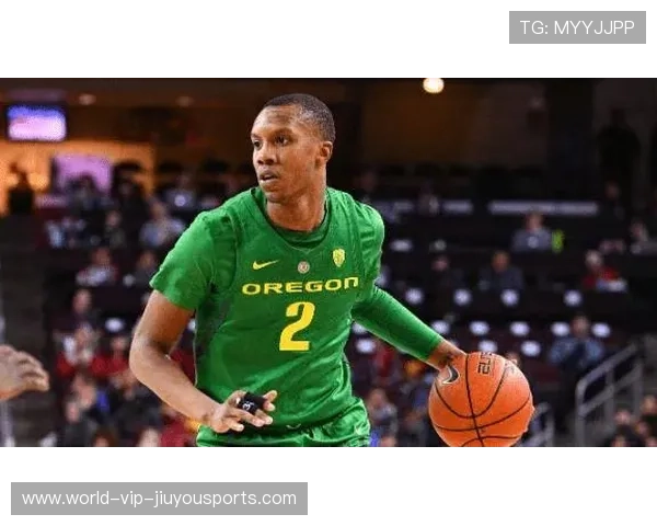 上季失利警醒新疆，果断签下持球大核路易斯金，防守同样出色